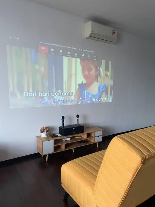 2-4 Pax With Private Karaoke, Private Bbq, Pool & Gym Kuala Lumpur