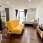 2-4 Pax Studio With Private Karaoke, Private Bbq, Pool & Gym